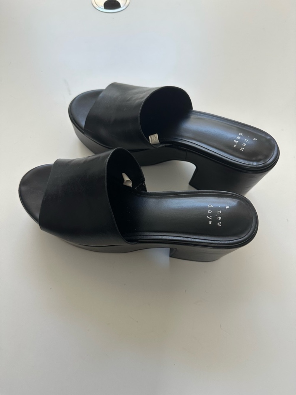 Ricky Platform Heels - Picture 2 of 9